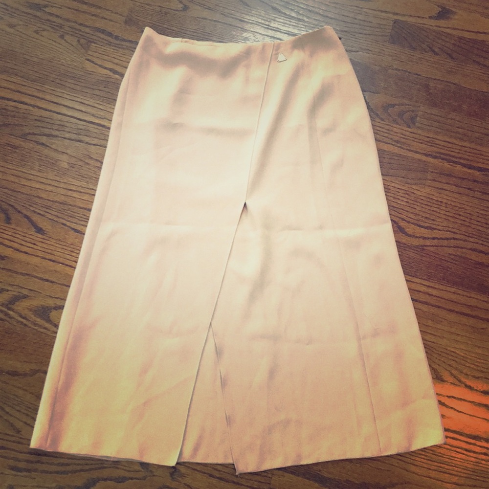 Chanel mid-length spilt skirt